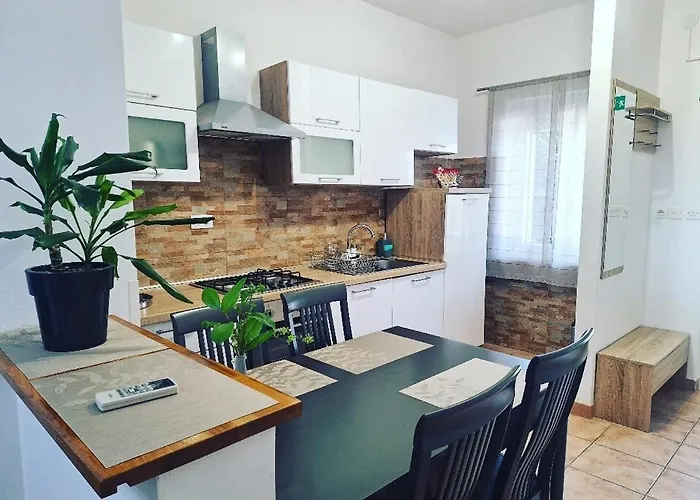 Apartment Nena Near The City Center With Free Parking