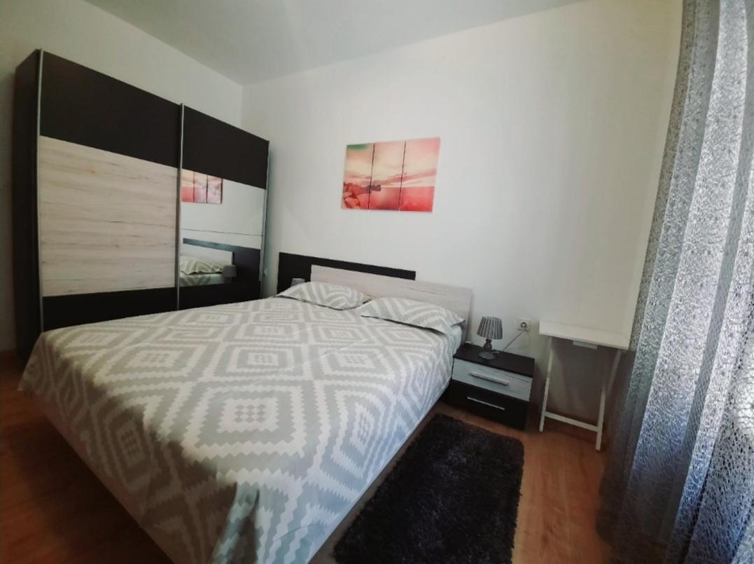Nena Near The Center With Free Parking Appartamento